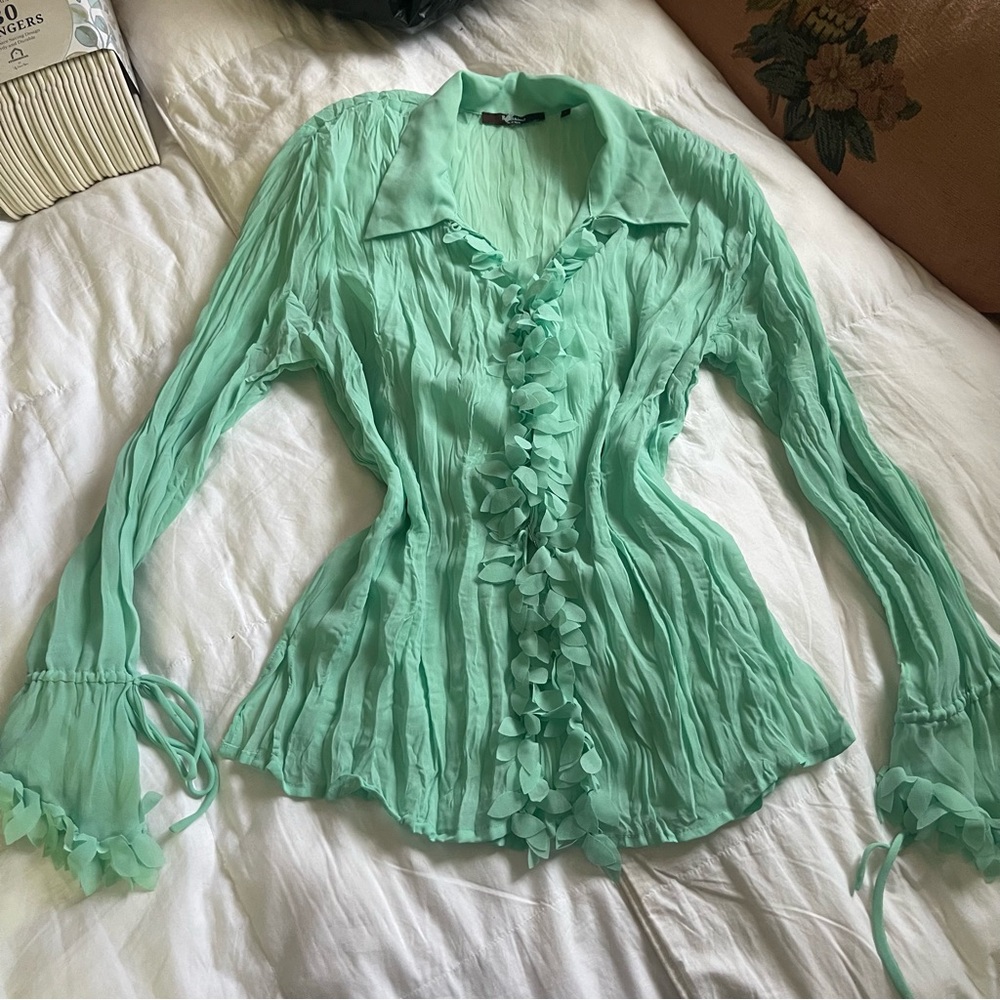 Y2K green ruffle blouse